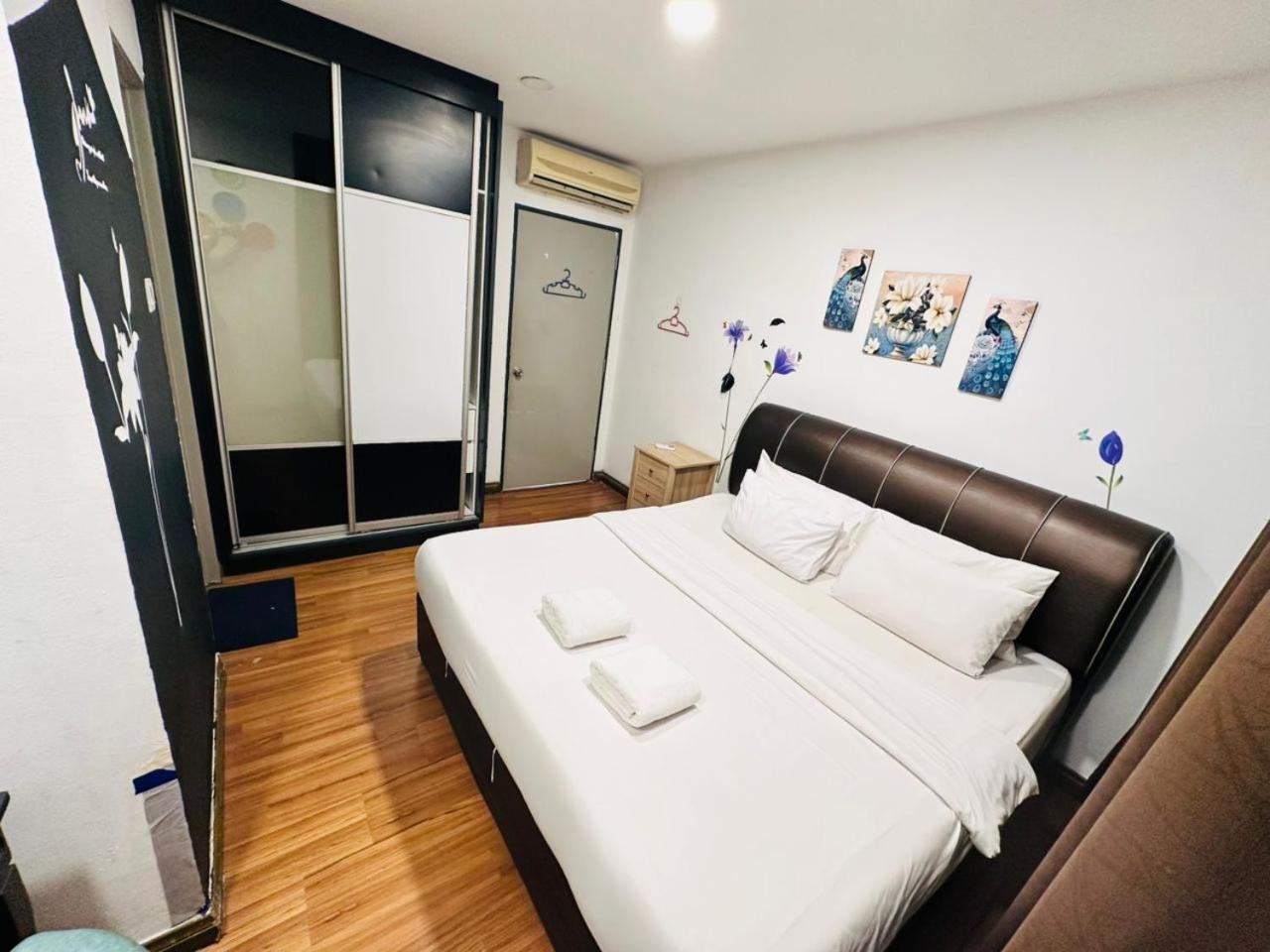 Taragon Service Apartment Куала-Лумпур Екстер'єр фото